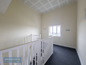 Communal Landing- click for photo gallery